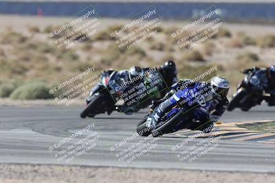 media/Oct-05-2025-CVMA (Sun) [[beeef4f201]]/Race 2-Supersport Middleweight/